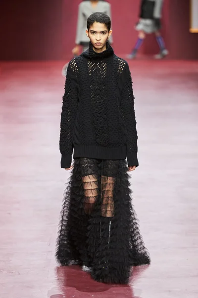 Look 44